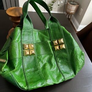 Gently Used Shih Green Patent Leather handbag. Super clean inside